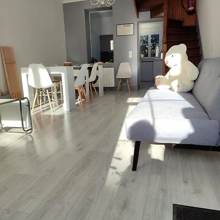 Entire - Centre - 14 Mathilda Hébergement de vacances *